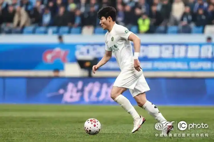 韩国K联赛：首尔FC VS 蔚山现代